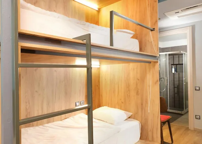 Urban Donkey Апартаменты *