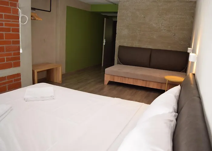 Urban Donkey Апартаменты *