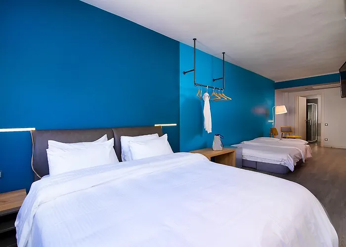 Urban Donkey * Салоники