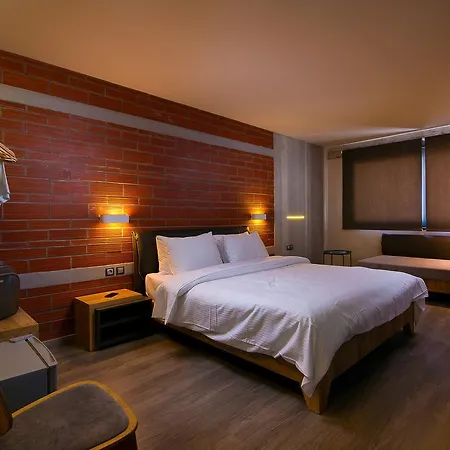 Urban Donkey * Szaloniki